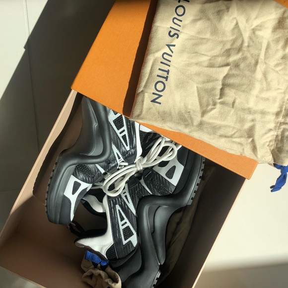 Louis Vuitton Archlight Sneakers - Picture 3 of 7